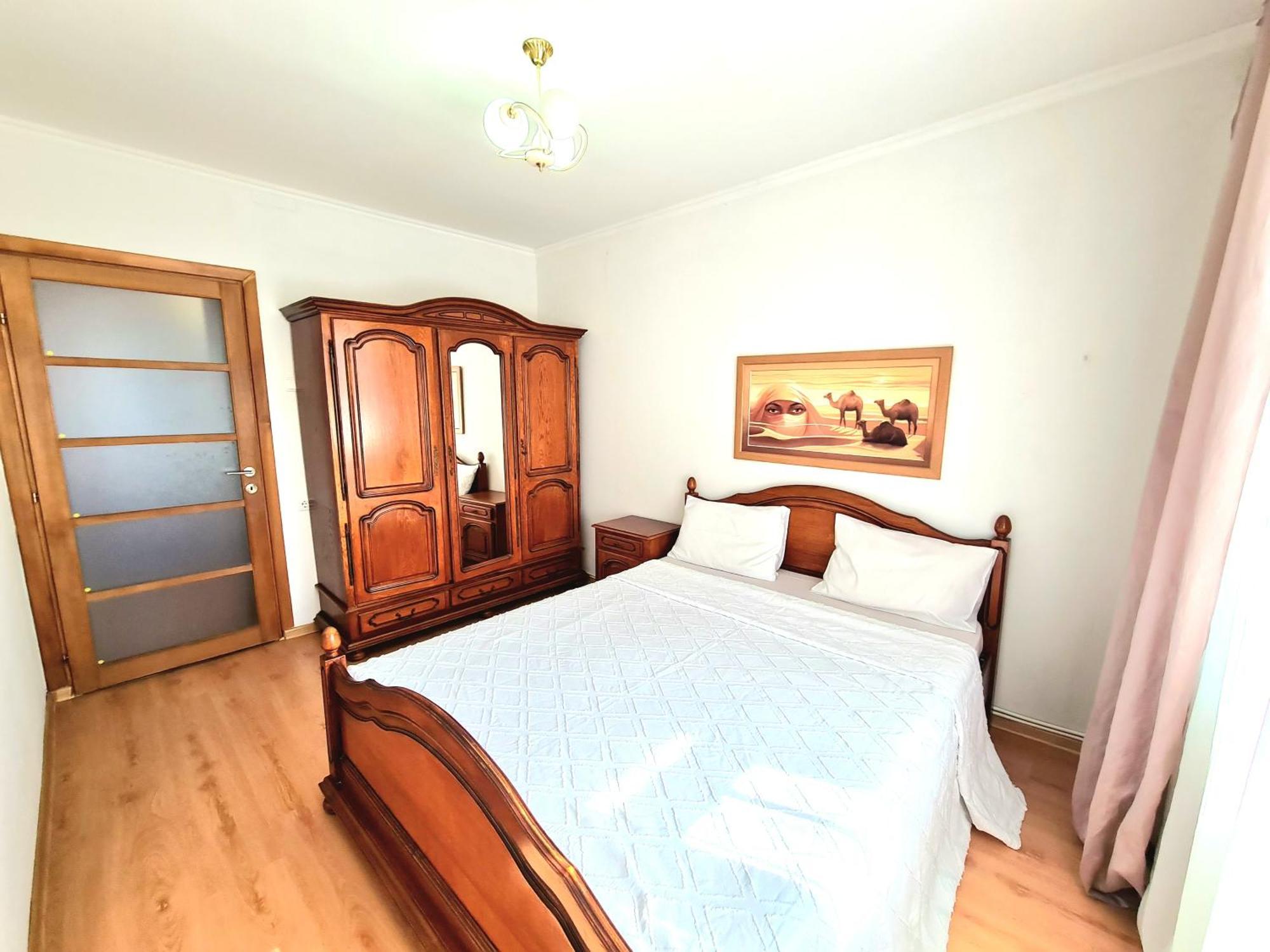 Apartament 2 Bedrooms, Botanica Κισινάου Εξωτερικό φωτογραφία
